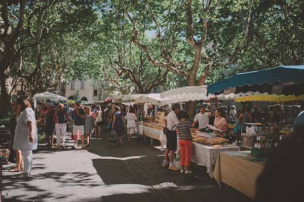 MARCHE D’UZES